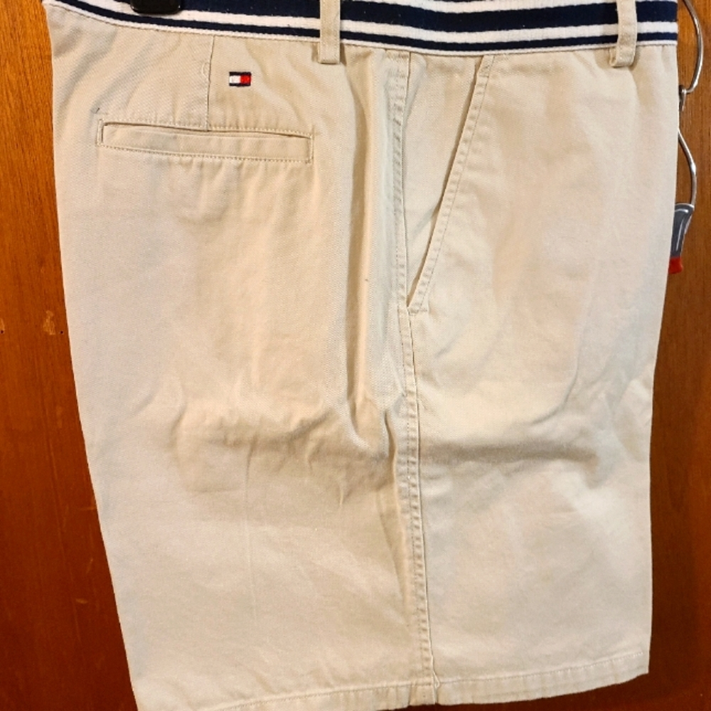 Tommy hilfiger walking shorts 16